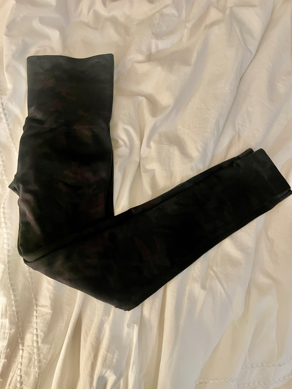 Spanx camo black and grey medium leggings - Picture 1 of 3